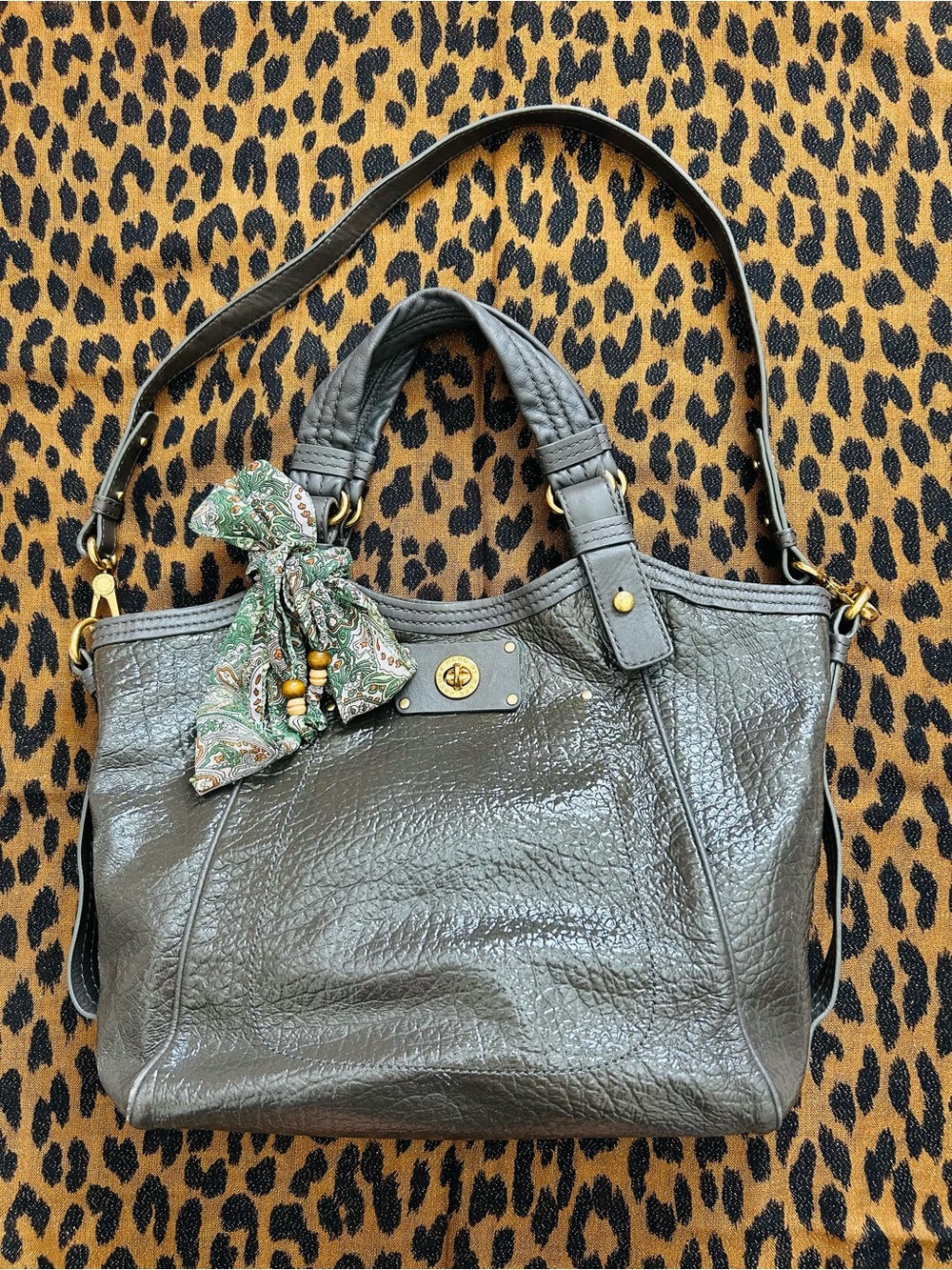 🩶Marc by Marc Jacobs🩶 Pebbled Leather Tote Bag in Metallic Gray